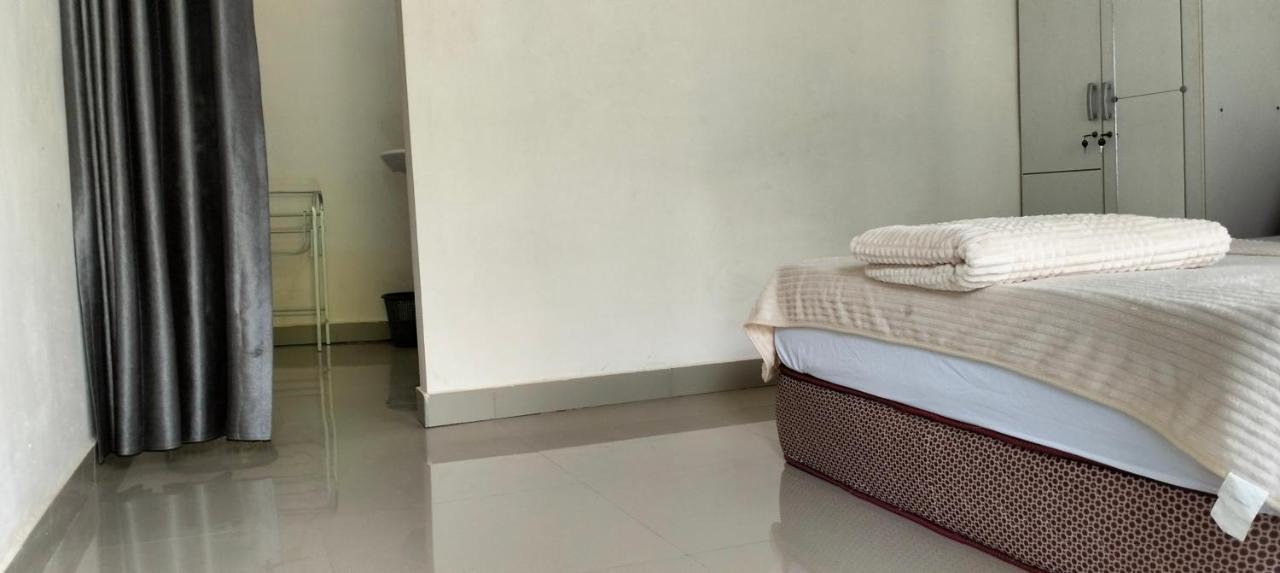 Sakila Homestay Kuta  Luaran gambar