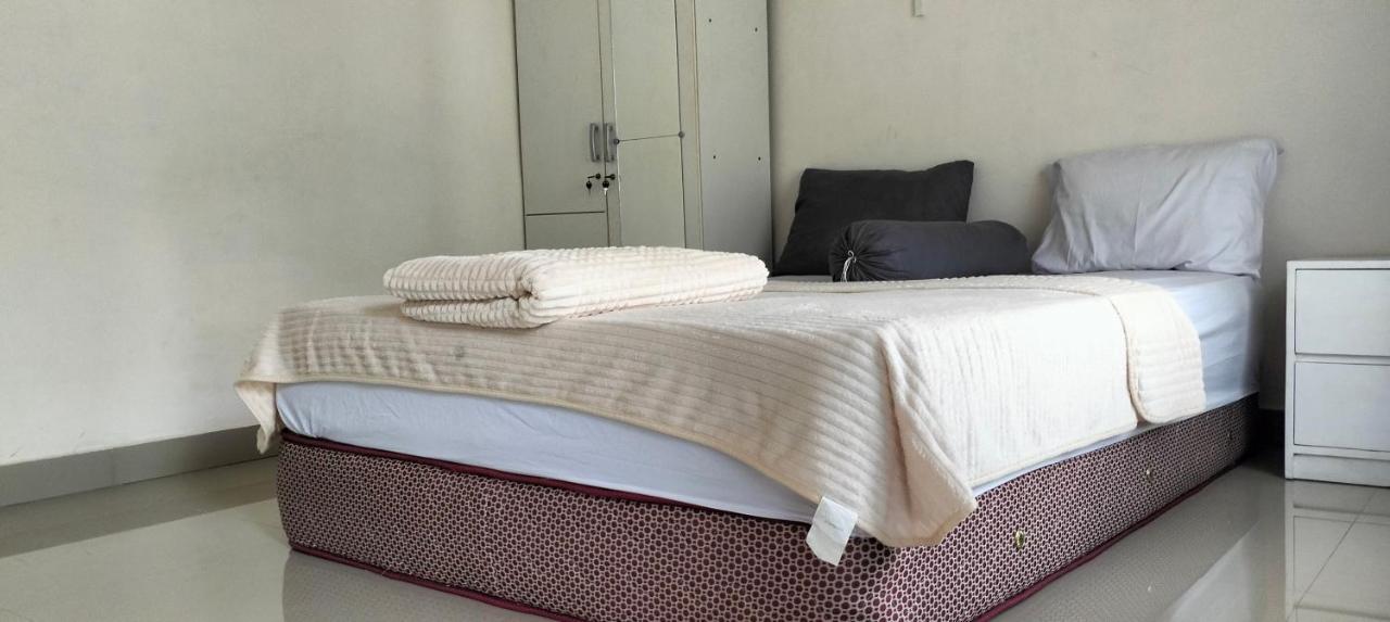 Sakila Homestay Kuta  Luaran gambar