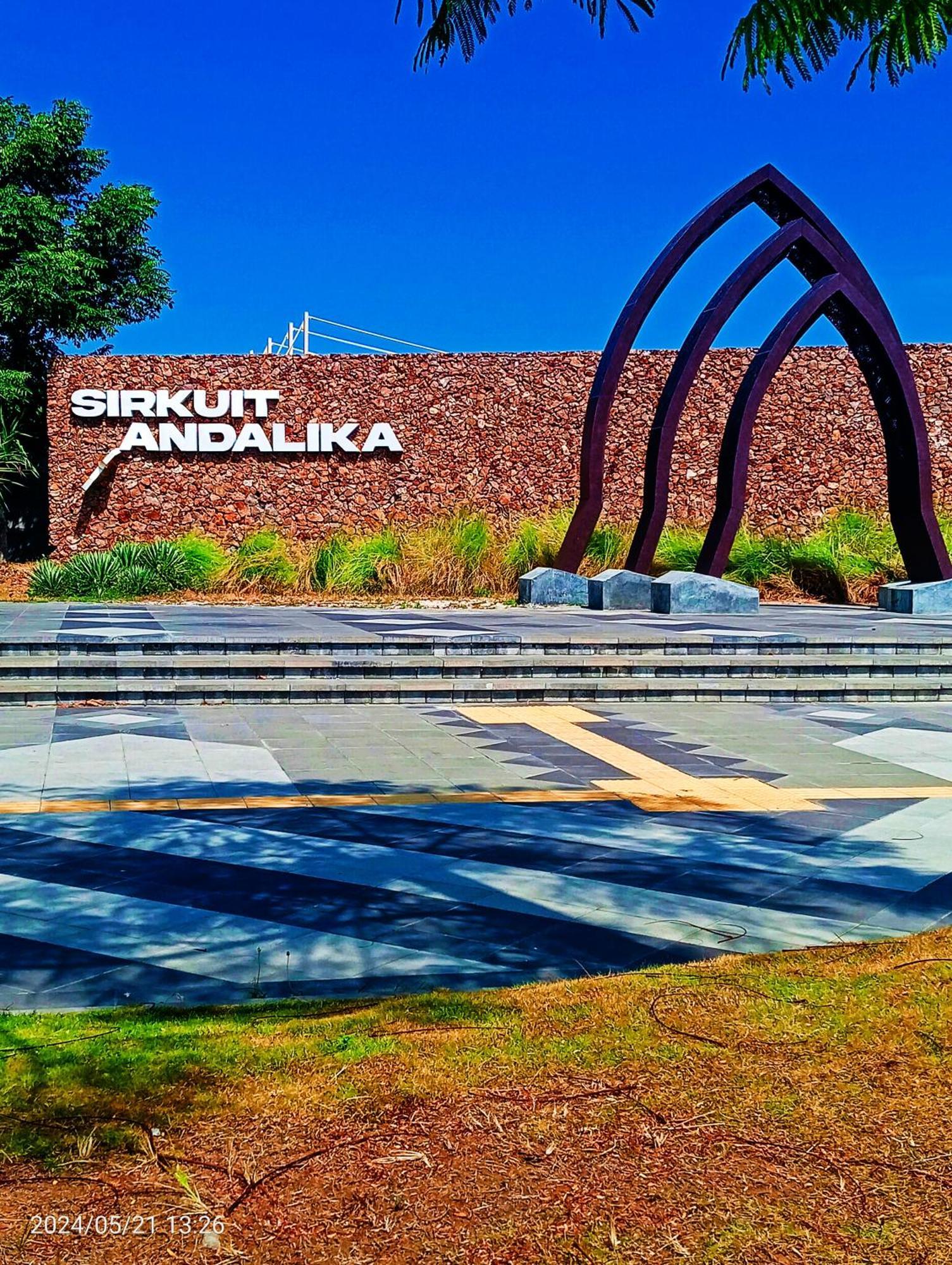 Sakila Homestay Kuta  Luaran gambar